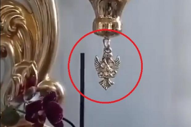 Раніше належав УПЦ МП: Ревізори шокували знахідкою в соборі (фото, відео) Раніше належав УПЦ МП: Ревізори шокували знахідкою в соборі (фото, відео)