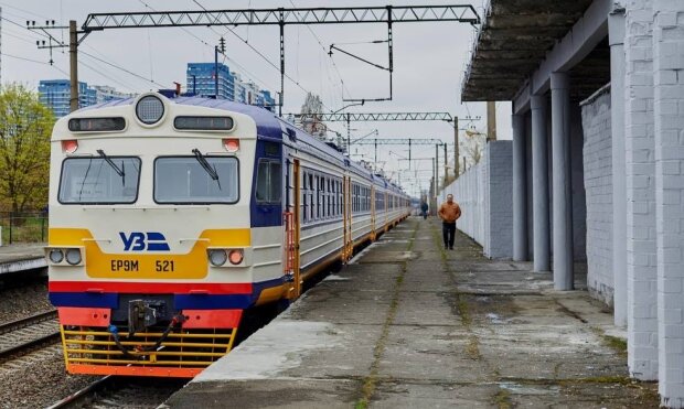 Пасажири “Укрзалізниці” скаржаться на чергову зміну, яка не приведе ні до чого доброго Пасажири “Укрзалізниці” скаржаться на чергову зміну, яка не приведе ні до чого доброго