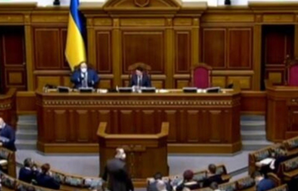 В Україні продовжать дію воєнного стану і мобілізацію: Нардеп назвав терміни В Україні продовжать дію воєнного стану і мобілізацію: Нардеп назвав терміни