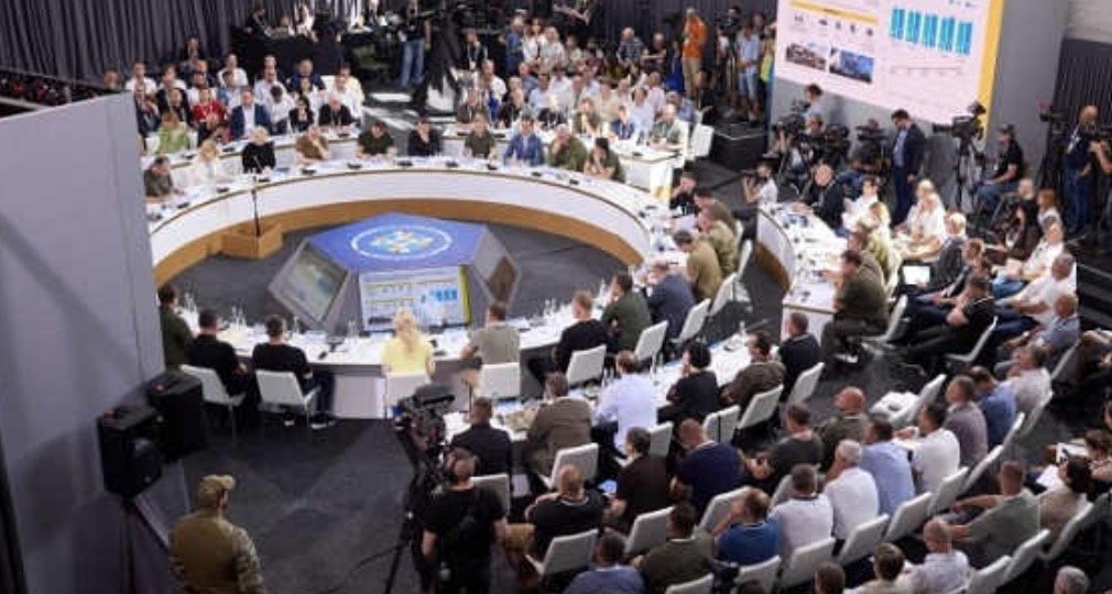 У Саудівській Аравії пройдуть перемовини щодо України, – голова ОП Єрмак У Саудівській Аравії пройдуть перемовини щодо України, – голова ОП Єрмак