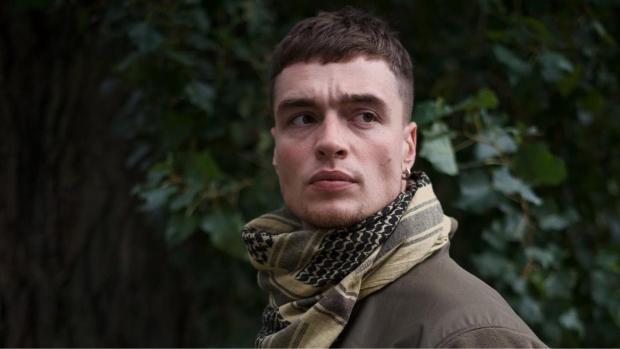 Це два різні світи: Артист у ЗСУ Назар Грабар розповів, чому розпадаються родини військових Це два різні світи: Артист у ЗСУ Назар Грабар розповів, чому розпадаються родини військових