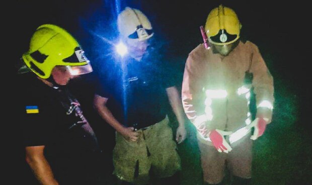 Жах на Закарпатті, туристки з Київщини впали з моста: “З висоти 20 метрів у річку” Жах на Закарпатті, туристки з Київщини впали з моста: “З висоти 20 метрів у річку”