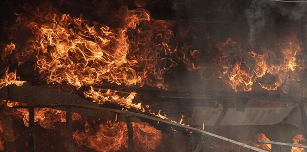 Є постраждалі: росіяни завдали нового страшного удару по житлових будинках Є постраждалі: росіяни завдали нового страшного удару по житлових будинках