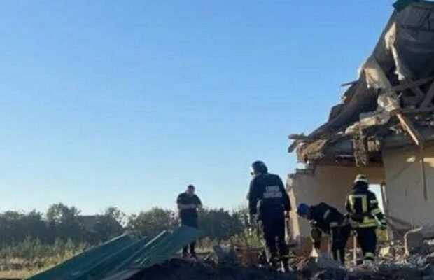 Рятувальники розбирають завали після нового страшного удару: відомо, хто загинув Рятувальники розбирають завали після нового страшного удару: відомо, хто загинув