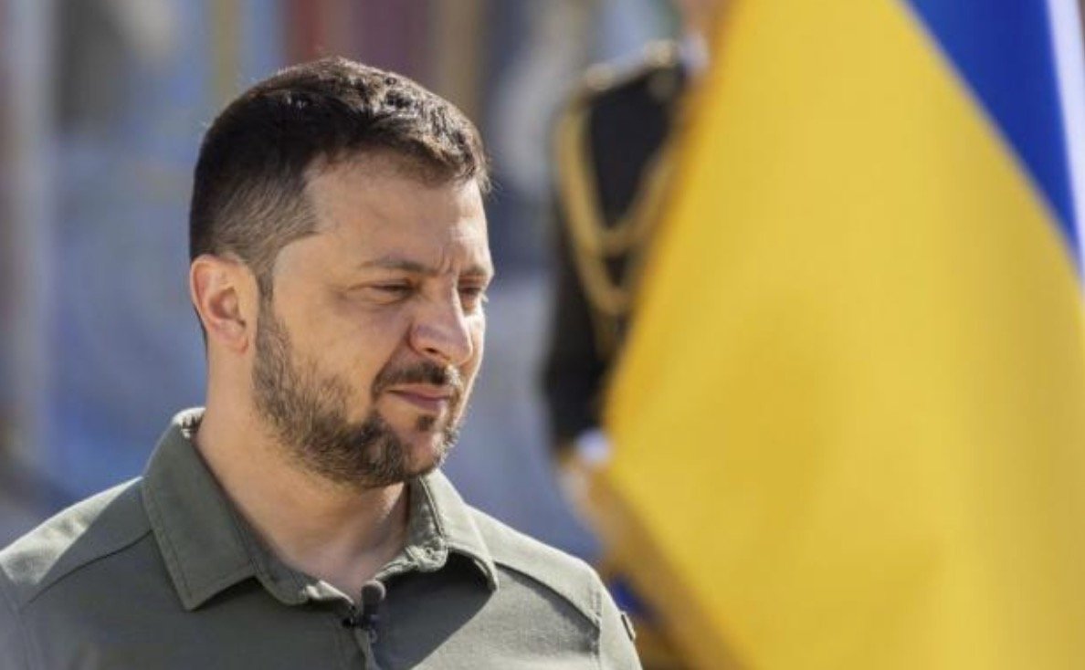 Зеленський вважає, що найближчим часом Україну змушуватимуть починати переговори з РФ – західні ЗМІ Зеленський вважає, що найближчим часом Україну змушуватимуть починати переговори з РФ – західні ЗМІ