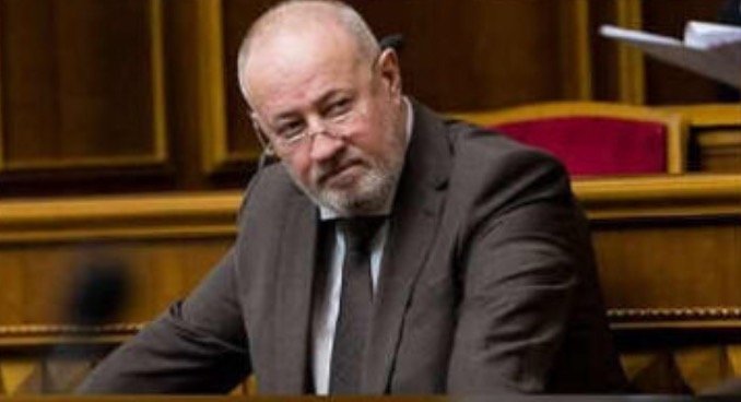 Що ви тут репетуєте? Подивіться на Швецію, Данію, Норвегію Швейцарію та Люксембург… Це все досягається просто – свободою людини, та справедливим судом… Що ви тут репетуєте? Подивіться на Швецію, Данію, Норвегію Швейцарію та Люксембург… Це все досягається просто – свободою людини, та справедливим судом…