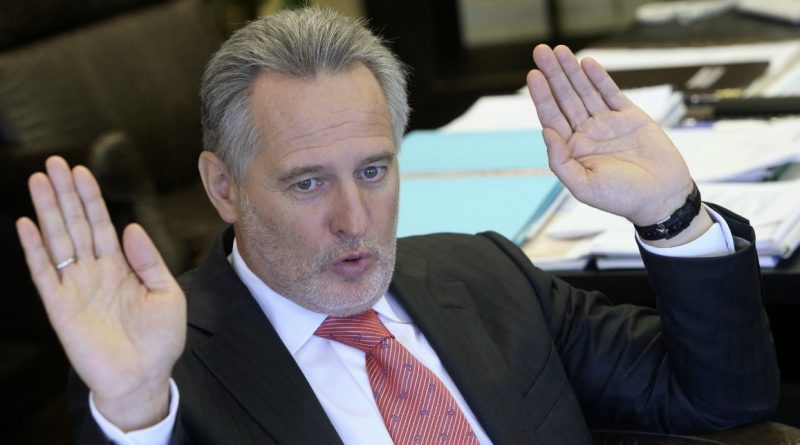 Фірташа “взяли”! Арештованого майна на сотні мільярдів: Його всіх ставлеників та голів облгазів трясуть по повному Фірташа “взяли”! Арештованого майна на сотні мільярдів: Його всіх ставлеників та голів облгазів трясуть по повному