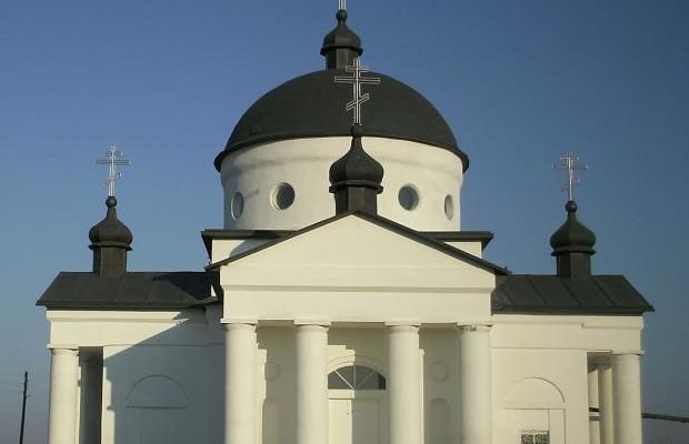 Патріарх Кирило це схвалив та благословив: Росіяни знищили Свято-Георгіївський храм, який пережив більшовиків та Другу світову Патріарх Кирило це схвалив та благословив: Росіяни знищили Свято-Георгіївський храм, який пережив більшовиків та Другу світову