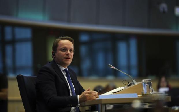 Угорщина погрожує заблокувати вступ України до ЄС: У Єврокомісії відреагували Угорщина погрожує заблокувати вступ України до ЄС: У Єврокомісії відреагували