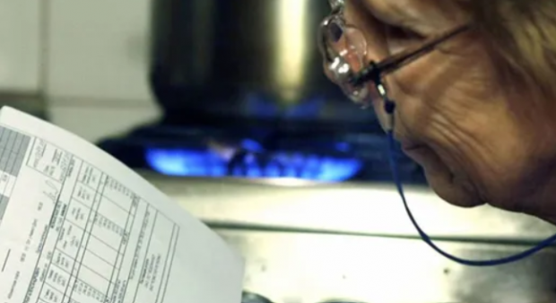 Бумеранг працює! В Санкт-Петербурзі блекаут. Аеропорт “Пулково” без світла ВІДЕО Бумеранг працює! В Санкт-Петербурзі блекаут. Аеропорт “Пулково” без світла ВІДЕО