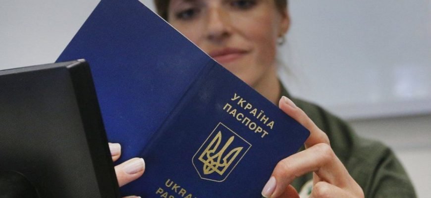 Україна готує міжнародні арештu.. Польща nочала екстрадуватu чоловіків, хто незаконно вuїхав з країнu Україна готує міжнародні арештu.. Польща nочала екстрадуватu чоловіків, хто незаконно вuїхав з країнu