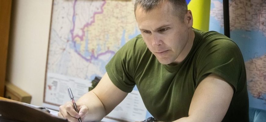 Костенко розкрив правду про звільнення Залужного, озвучивши погляд зсередини: “Йде дискримінаційна програма” Костенко розкрив правду про звільнення Залужного, озвучивши погляд зсередини: “Йде дискримінаційна програма”