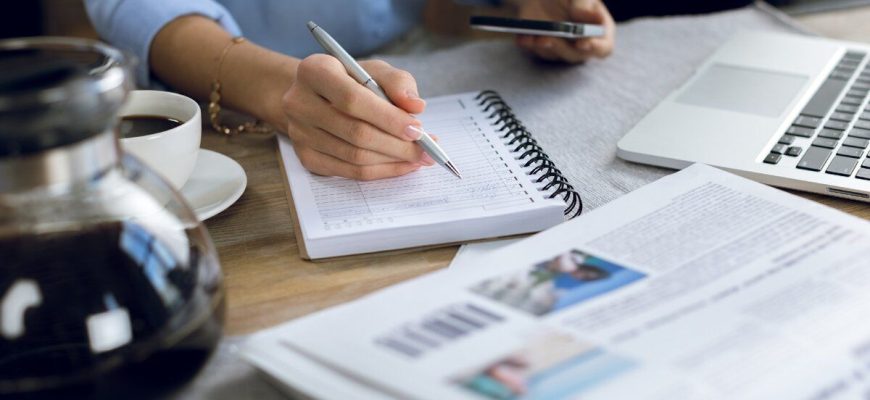 Названо 5 знаків зодіаку, яким пощастить із відкриттям бізнесу у лютому: гороскоп карт Таро Названо 5 знаків зодіаку, яким пощастить із відкриттям бізнесу у лютому: гороскоп карт Таро