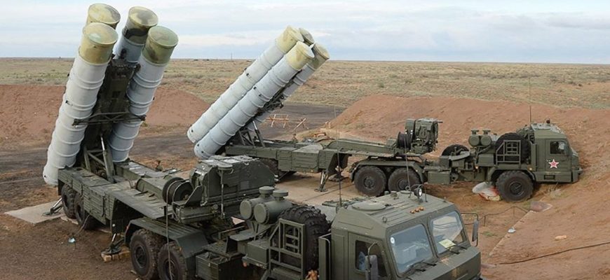 Провал ППО РФ у Криму потрапив на відео: росіяни провели поглядом і матами Storm Shadow, що летять до Бельбеку Провал ППО РФ у Криму потрапив на відео: росіяни провели поглядом і матами Storm Shadow, що летять до Бельбеку