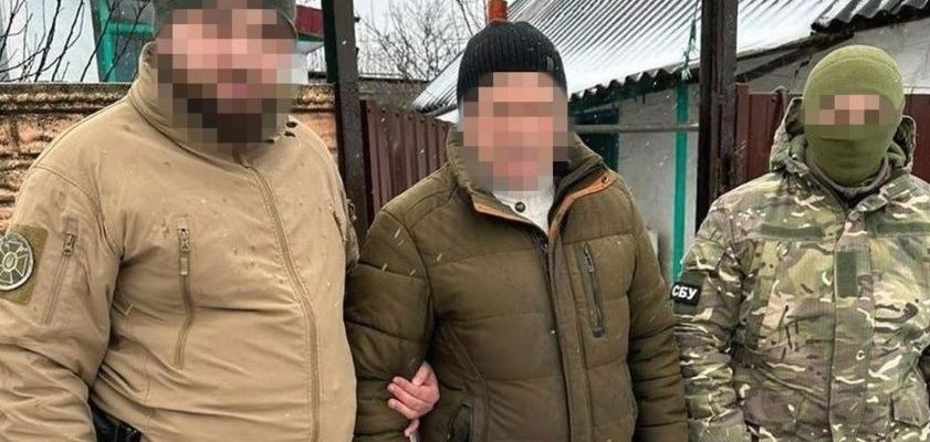 У Харківській області під Куп’янськом упіймали “ідейного” агронома, який допомагав російським загарбникам У Харківській області під Куп’янськом упіймали “ідейного” агронома, який допомагав російським загарбникам