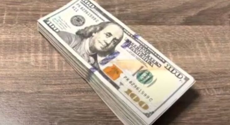 Долар з тріском полетів: банки та обмінки серйозно оновили курс валют Долар з тріском полетів: банки та обмінки серйозно оновили курс валют