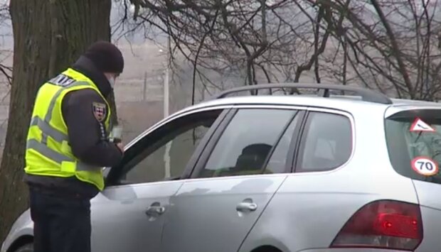 Можна машину заправити: у Поліції повідомили, який виписують штраф за проїзд на червоний світлофор Можна машину заправити: у Поліції повідомили, який виписують штраф за проїзд на червоний світлофор