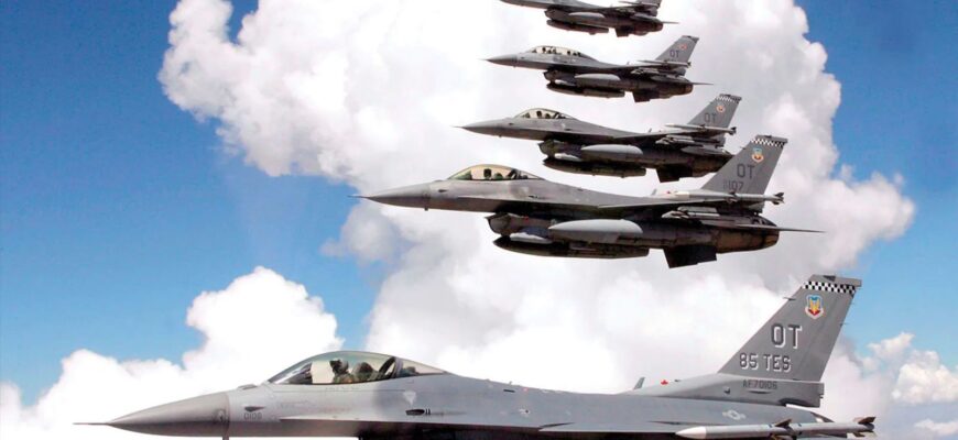 Більше F-16: Данія пообіцяла Україні ще дві партії винищувачів Більше F-16: Данія пообіцяла Україні ще дві партії винищувачів