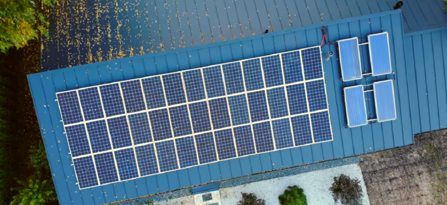 Хто поставив сонячні панелі: Кабмін різко змінив правила, встановили платню Хто поставив сонячні панелі: Кабмін різко змінив правила, встановили платню