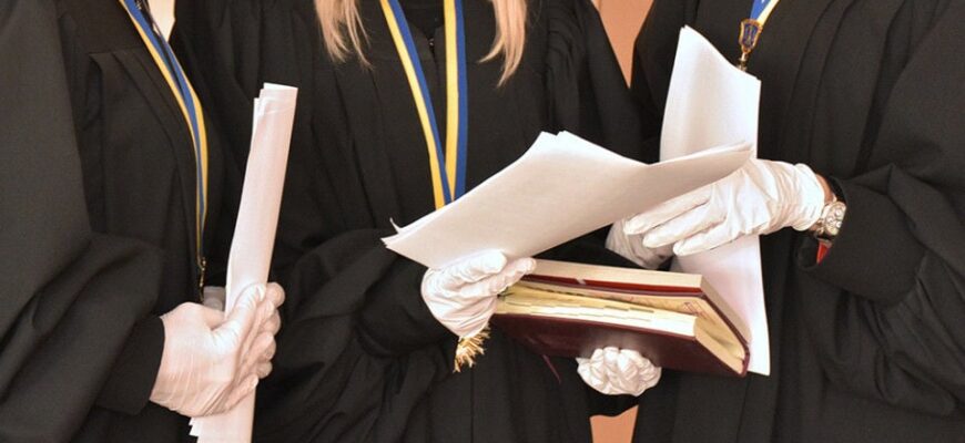 Стало відомо, які доплати суддям планують запровадити 2025 року, – законопроект Стало відомо, які доплати суддям планують запровадити 2025 року, – законопроект