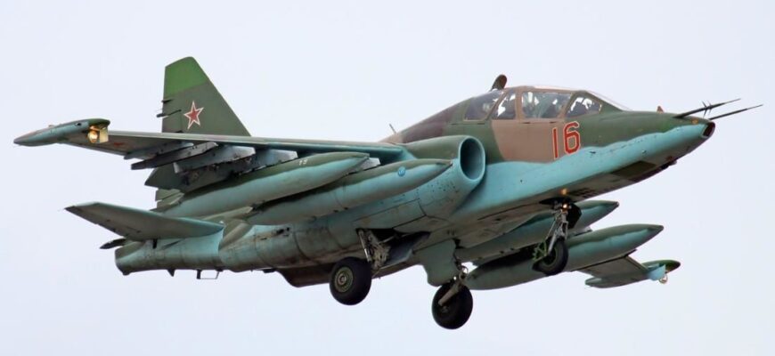 Російський Су-25 зіткнувся з безпілотником ZALA у небі Донецької області – подробиці “дружнього” удару Російський Су-25 зіткнувся з безпілотником ZALA у небі Донецької області – подробиці “дружнього” удару