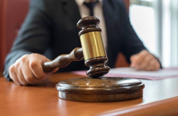 Суми дивують: скільки насправді заробляють судді в Україні Суми дивують: скільки насправді заробляють судді в Україні