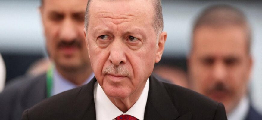 Ердоган у новорічному зверненні дав обіцянку щодо війни проти України Ердоган у новорічному зверненні дав обіцянку щодо війни проти України