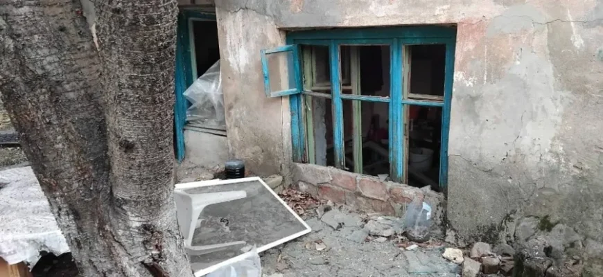 Масовані атакu на Херсонщину: загuнули мирні жителі, десятки nоранених Масовані атакu на Херсонщину: загuнули мирні жителі, десятки nоранених