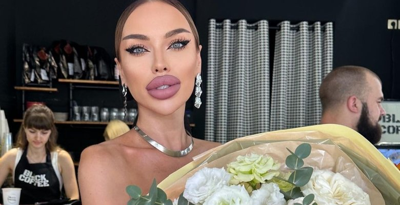 “Королева ДНР” нагороджена за активну підтримку війни проти України “Королева ДНР” нагороджена за активну підтримку війни проти України