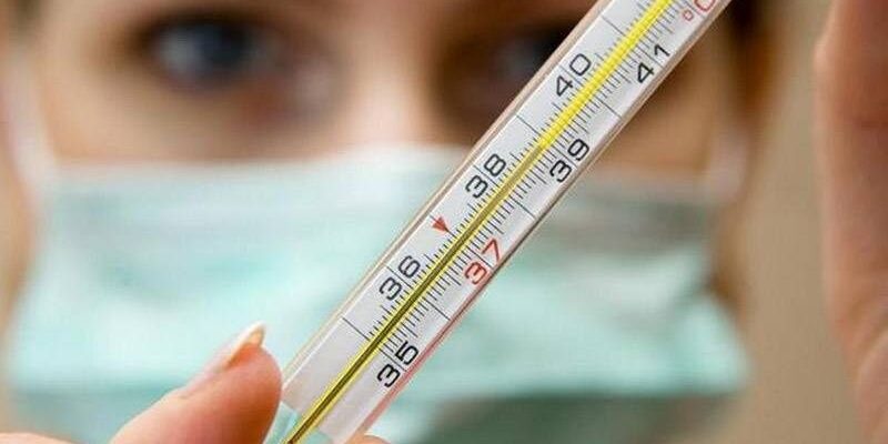 Температура до 40: чи справді вірус «штучно розпорошують» Температура до 40: чи справді вірус «штучно розпорошують»