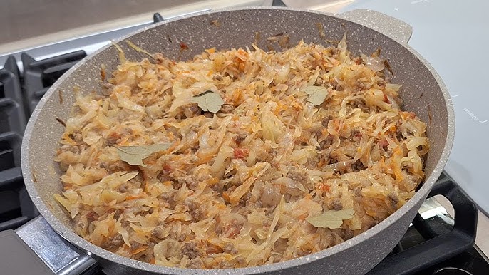 Тушкована капуста з фаршем та овочами: швидкий рецепт Тушкована капуста з фаршем та овочами: швидкий рецепт