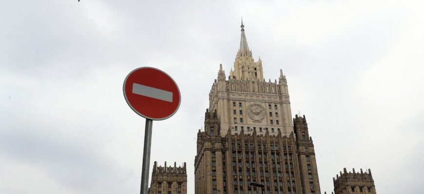 Визнайте нові реалії: Кремль зробив заяву про переговорний процес зі Сполученими Штатами Визнайте нові реалії: Кремль зробив заяву про переговорний процес зі Сполученими Штатами