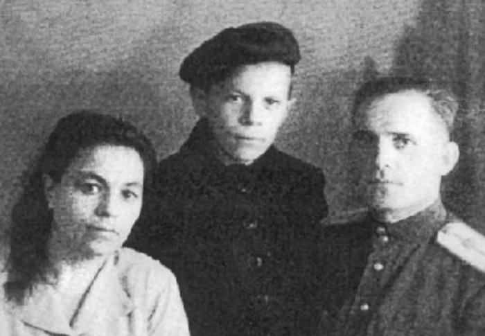 Таємний брат Путіна: у якій глуші поховали 90-річного уролога 3 Таємний брат Путіна: у якій глуші поховали 90-річного уролога