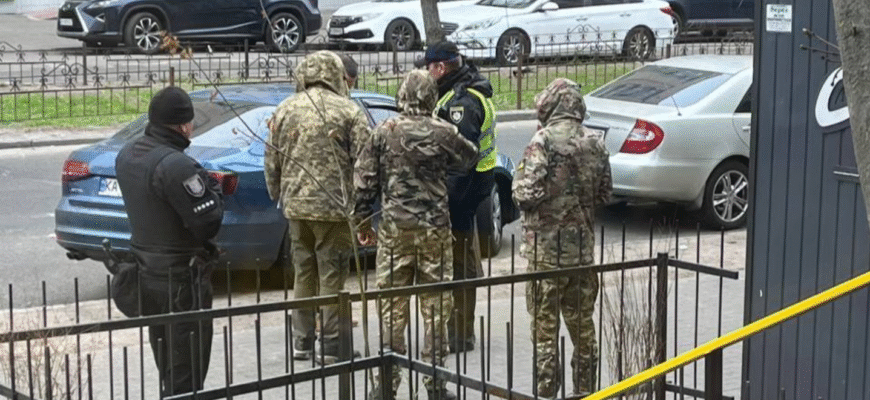 Мобілізація заброньованих: Міноборони раптово змінило норми критичності та правила бронювання Мобілізація заброньованих: Міноборони раптово змінило норми критичності та правила бронювання