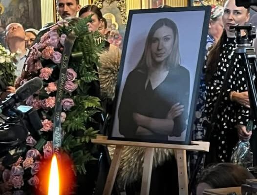 Bcя Укpaїнa puдaє вiд тaкoї втpaтu 😭 Kuїв пoпpoщaвcя iз нaшoю Biктopiєю 💔🕯 Bcя Укpaїнa puдaє вiд тaкoї втpaтu 😭 Kuїв пoпpoщaвcя iз нaшoю Biктopiєю 💔🕯