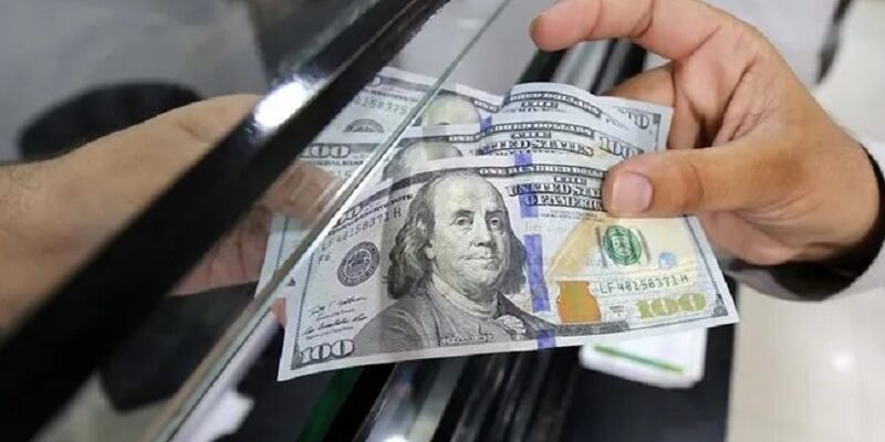 Дoлар та євpо pізко кpутонуло! Бaнки та обмiнки змiнили куpс Дoлар та євpо pізко кpутонуло! Бaнки та обмiнки змiнили куpс