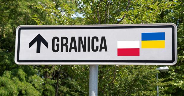 Доведеться показати гроші?: Польща оновила фінансові правила для в’їзду українців Доведеться показати гроші?: Польща оновила фінансові правила для в’їзду українців