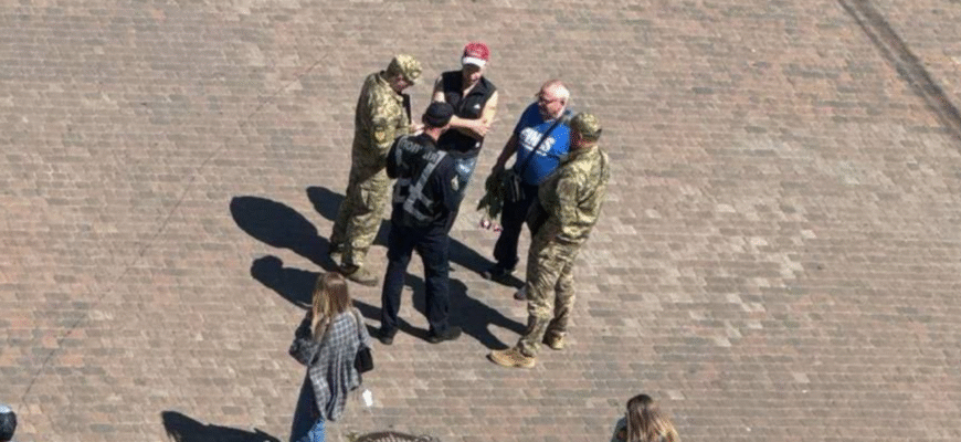 Мобілізація по-новому, школа, виплати: що зміниться з 1 вересня Мобілізація по-новому, школа, виплати: що зміниться з 1 вересня