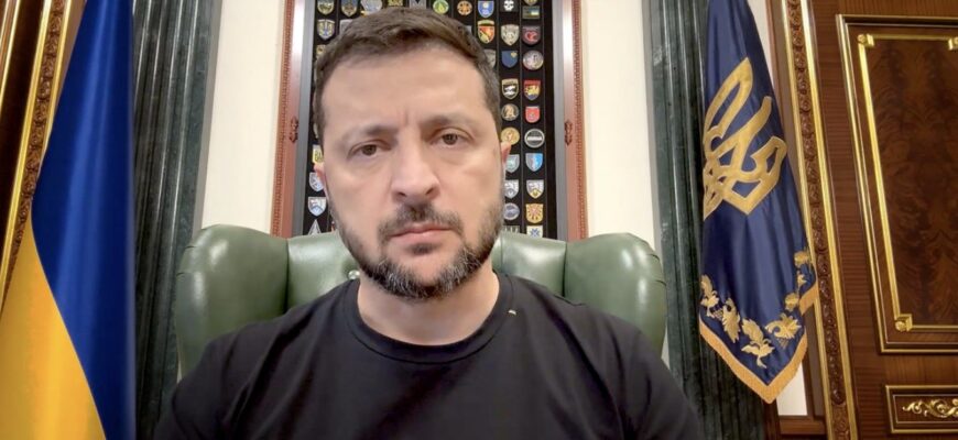 “Ми не дамо Росії другої спроби поділу України”, – Зеленський жорстко відповів на вимоги Путіна “Ми не дамо Росії другої спроби поділу України”, – Зеленський жорстко відповів на вимоги Путіна