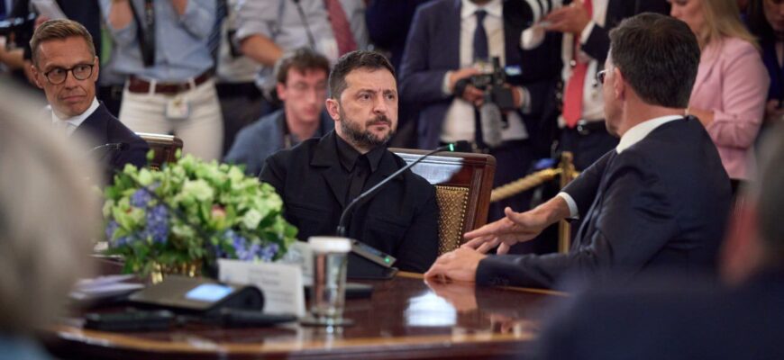 “Вам не потрібно приїжджати” – Путін вимагає особистої зустрічі із Зеленським і намагається усунути Трампа – ЗМІ “Вам не потрібно приїжджати” – Путін вимагає особистої зустрічі із Зеленським і намагається усунути Трампа – ЗМІ