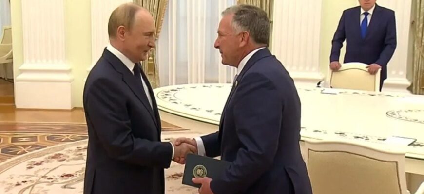 У Путіна замовчували важливу частину плану Трампа: стало відомо, що спробував приховати Кремль У Путіна замовчували важливу частину плану Трампа: стало відомо, що спробував приховати Кремль