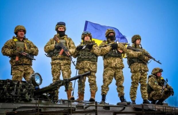 Весь український народ, котрий поки що має незалежність, приготував військовим таку долю, – Ігор Луценко Весь український народ, котрий поки що має незалежність, приготував військовим таку долю, – Ігор Луценко