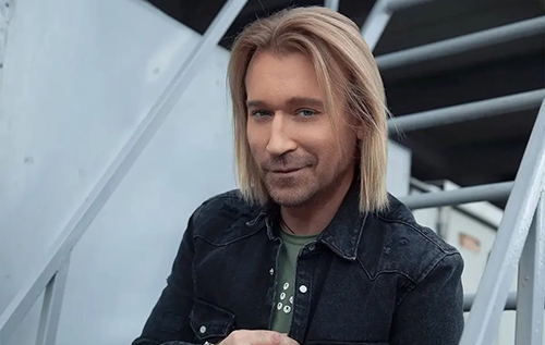 “З великою кількістю охорони ходив і говорив, що він найбільша зірка України”: Відомий продюсер розповів про життя Винника у Німеччині “З великою кількістю охорони ходив і говорив, що він найбільша зірка України”: Відомий продюсер розповів про життя Винника у Німеччині