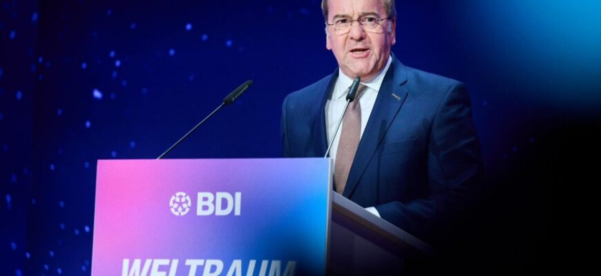 Пісторіус спіймав Росію на цілодобовому стеженні за Німеччиною в космосі: “Сліплять і глушать” Пісторіус спіймав Росію на цілодобовому стеженні за Німеччиною в космосі: “Сліплять і глушать”