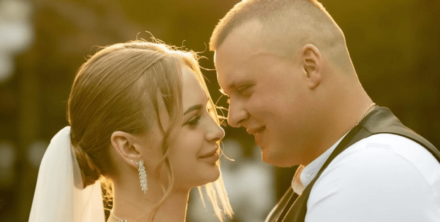 “Ми не писали заяву до поліції, щоб уникнути скандалу”: Киянка розповіла, як гість на її весіллі вкрав конверти з грошима (відео) “Ми не писали заяву до поліції, щоб уникнути скандалу”: Киянка розповіла, як гість на її весіллі вкрав конверти з грошима (відео)