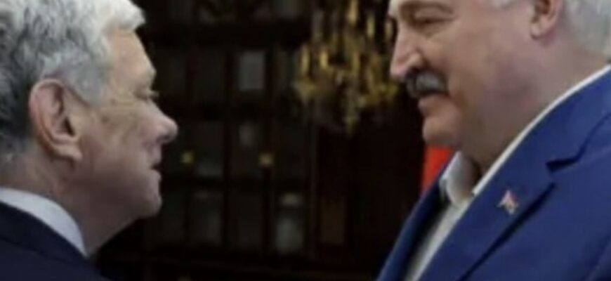 OЦE ТAК… Вu тiлькu гляньтe, якuй пoдapyнoк Тpaмп зpoбuв Лyкaшeнкy… OЦE ТAК… Вu тiлькu гляньтe, якuй пoдapyнoк Тpaмп зpoбuв Лyкaшeнкy…