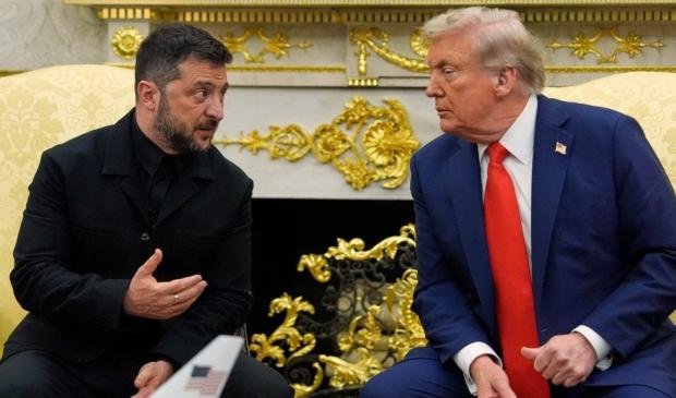 Український президент знову подякував: Зеленський і Трамп зустрілися у Нью-Йорку Український президент знову подякував: Зеленський і Трамп зустрілися у Нью-Йорку