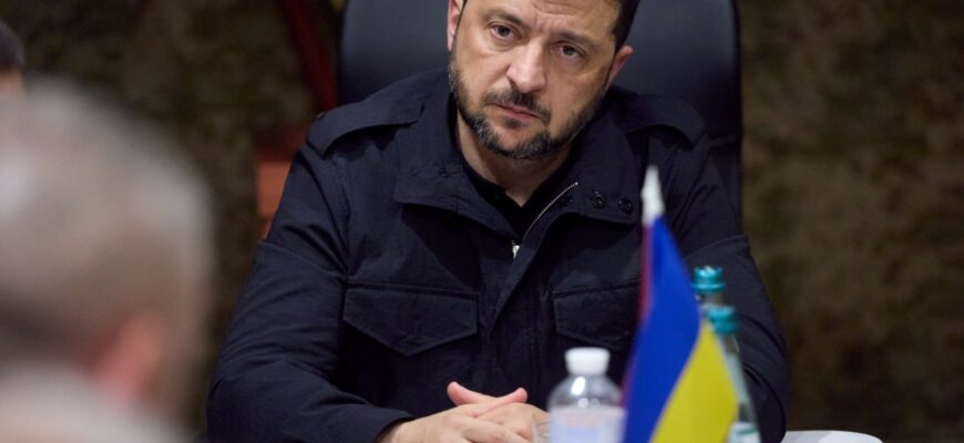 Я готовий піти: Зеленський зробив термінову заяву про відставку Я готовий піти: Зеленський зробив термінову заяву про відставку