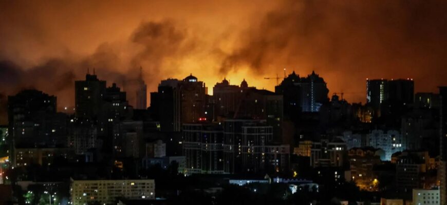 Жителі обласного центру запамятають цей вечір 8 серпня на все своє життя. Відео Жителі обласного центру запамятають цей вечір 8 серпня на все своє життя. Відео