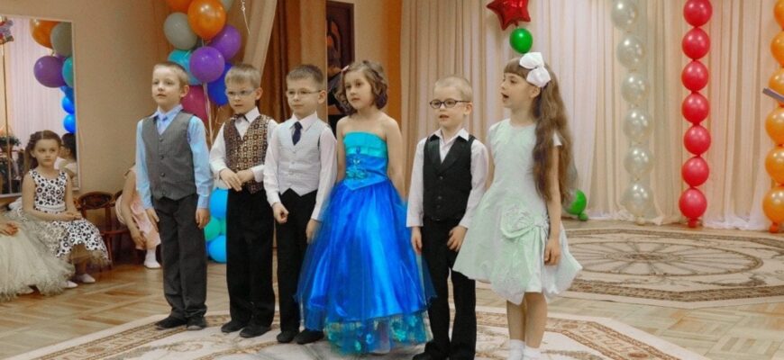 Як українською буде «утренник»: варіанти досить несподівані Як українською буде «утренник»: варіанти досить несподівані